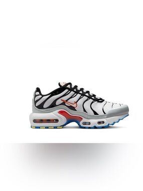 Nike Men’s White Black and Red Air Max Plus Sneakers size 7 BRAND NEW